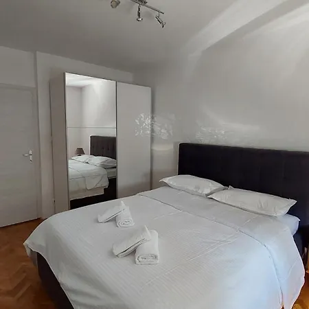 Mari Split Apartment Exterior photo